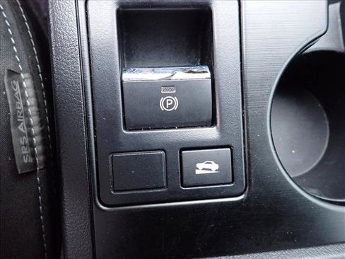 Used 2016 Subaru Legacy 2.5i AWD/4WD image 13
