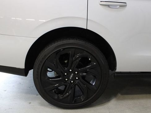 Used 2025 Lincoln Navigator Black Label AWD/4WD image 29