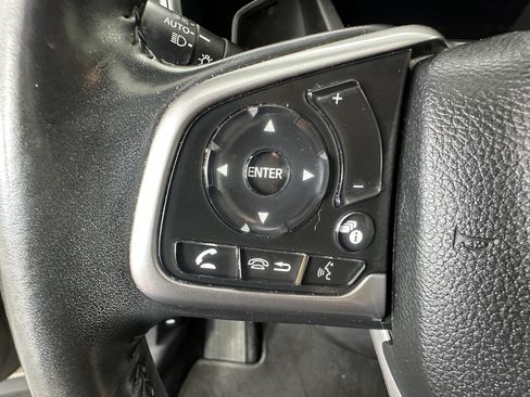 Used 2019 Honda CR-V Touring image 15