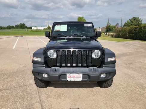 Used 2023 Jeep Wrangler Unlimited Sport w/ Sun And Sound Package AWD/4WD image 11