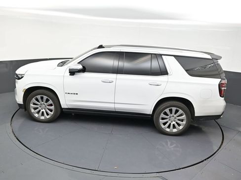 Used 2022 Chevrolet Tahoe Premier RWD image 13