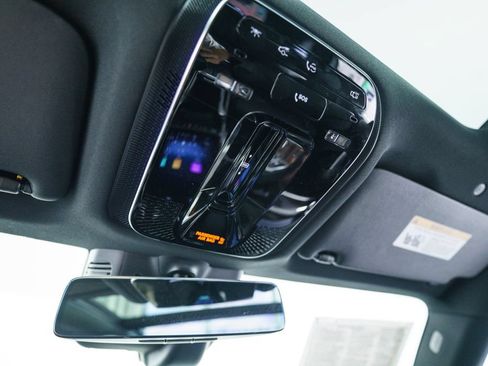 Certified 2025 Mercedes-Benz GLC 300 4MATIC image 32