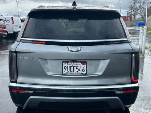 Used 2026 Cadillac Vistiq Luxury image 7