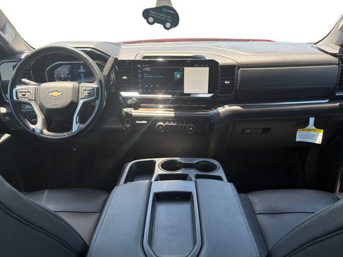 Certified 2024 Chevrolet Silverado 1500 LT w/ Leather Package RWD image 12