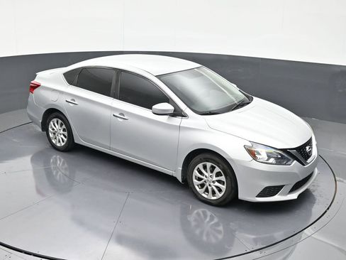 Used 2018 Nissan Sentra S w/ Appearance Package image 18