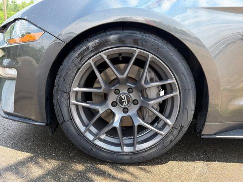 Used 2018 Ford Mustang GT Premium RWD image 16