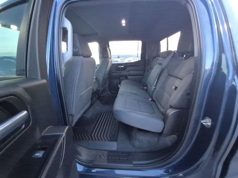 Used 2019 Chevrolet Silverado 1500 LT image 12