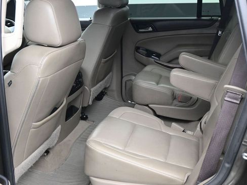 Used 2019 GMC Yukon SLT w/ Open Road Package RWD image 13