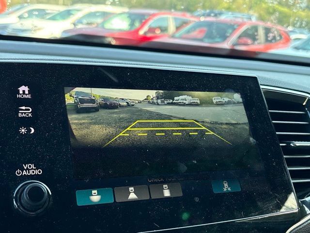 Used 2022 Honda Passport TrailSport image 17