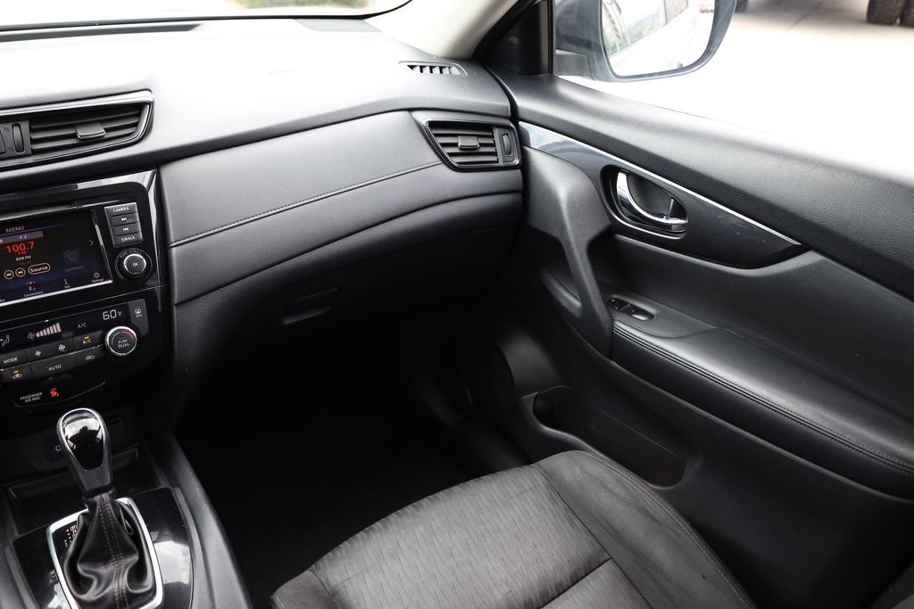 Used 2020 Nissan Rogue SV AWD/4WD image 20
