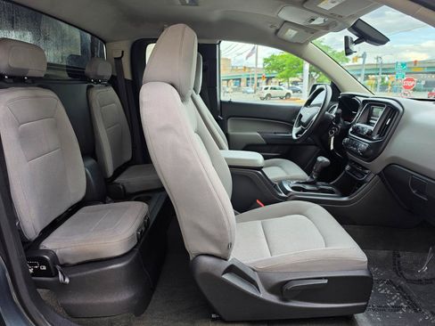 Used 2015 Chevrolet Colorado W/T w/ WT Convenience Package RWD image 16