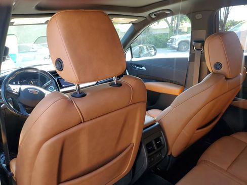 Used 2019 Cadillac XT4 Premium Luxury image 14