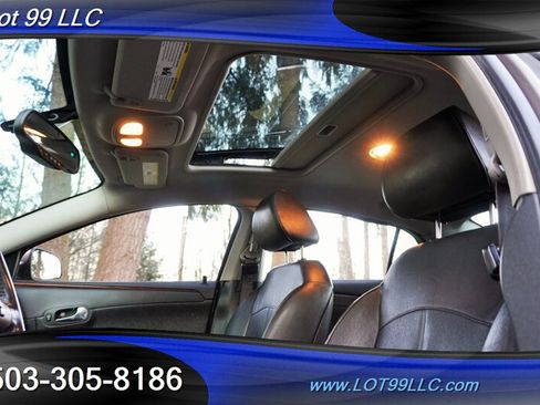 Used 2012 Chevrolet Malibu LTZ FWD image 3
