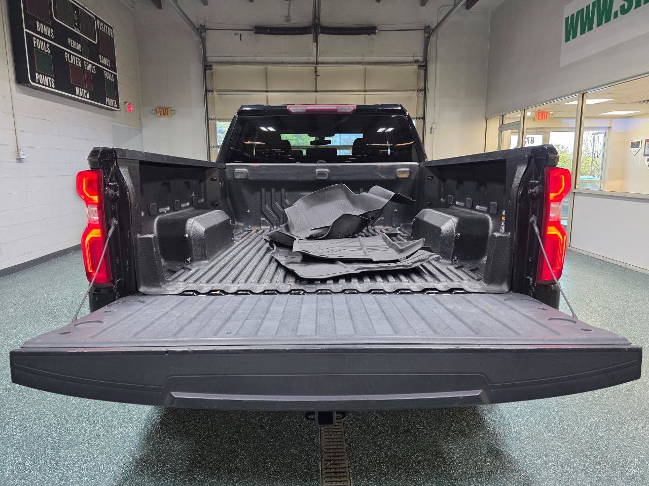 Used 2020 Chevrolet Silverado 1500 Custom w/ Custom Value Package AWD/4WD image 21
