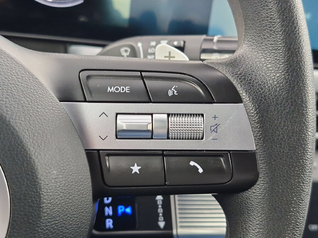 Used 2025 Hyundai Sonata SEL FWD image 22