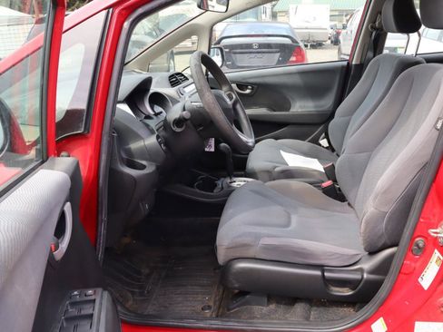 Used 2013 Honda Fit image 6