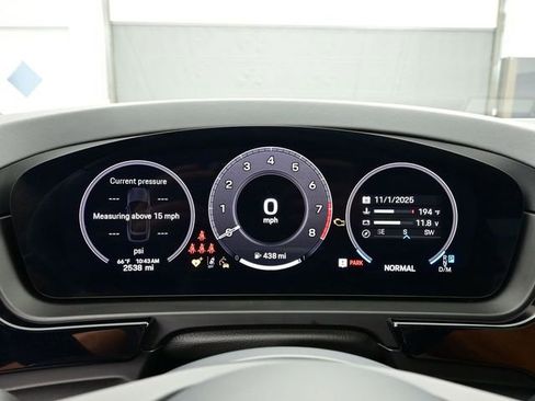 New 2025 Porsche Cayenne S AWD/4WD image 12