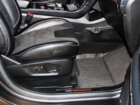 Used 2019 Ford Edge ST w/ Cold Weather Package image 57