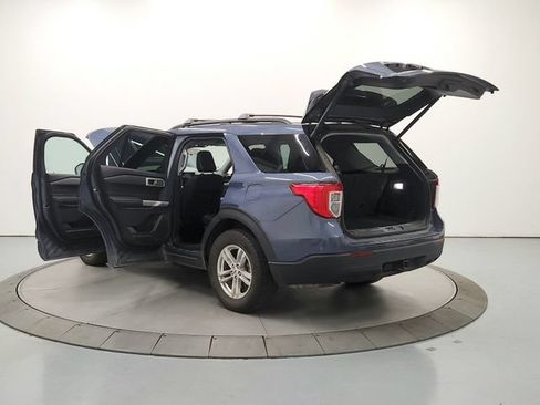 Used 2021 Ford Explorer XLT w/ Class III Trailer Tow Package AWD/4WD image 13