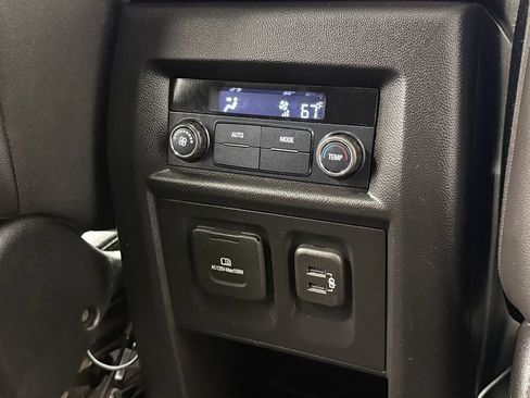 Used 2020 Chevrolet Traverse LT w/ Driver Confidence II Package image 30