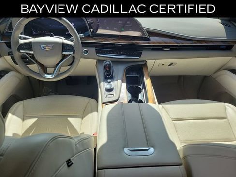 Used 2024 Cadillac Escalade Sport Platinum w/ LPO, Floor Liner Package AWD/4WD image 15