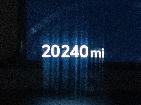 Certified 2025 Toyota 4Runner SR5 image 25