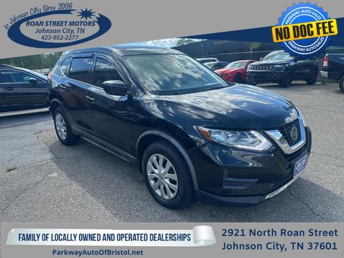 Used 2018 Nissan Rogue S AWD/4WD image 1