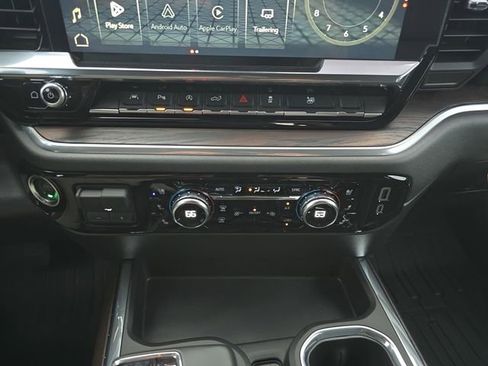 Used 2025 GMC Sierra 1500 SLT image 23