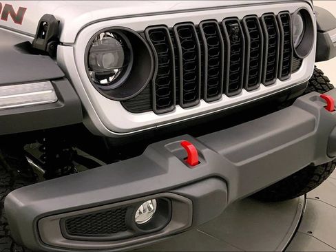Used 2024 Jeep Wrangler Unlimited Rubicon w/ Technology Group AWD/4WD image 27