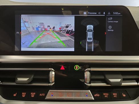 Used 2022 BMW 330i xDrive Sedan w/ Driving Assistance Package image 16