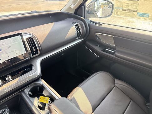 New 2025 Ford Expedition Max Platinum w/ Platinum Ultimate Package image 27