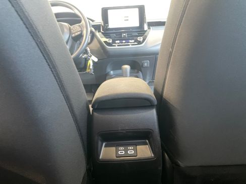 Certified 2026 Toyota Corolla LE FWD image 32
