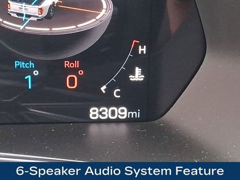 Used 2024 GMC Canyon AT4 w/ AT4 Premium Package image 4