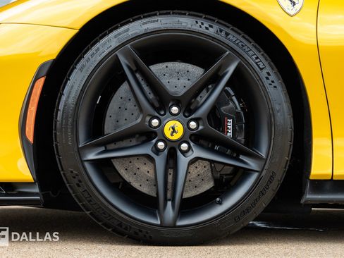 Used 2023 Ferrari SF90 Spider AWD/4WD image 8