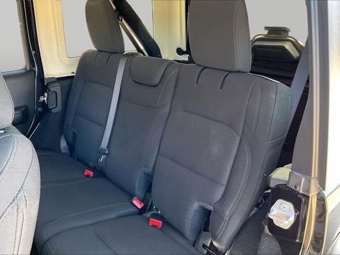 Used 2021 Jeep Wrangler Unlimited Sport AWD/4WD image 20
