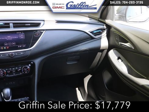 Certified 2020 Buick Encore GX Select FWD image 17