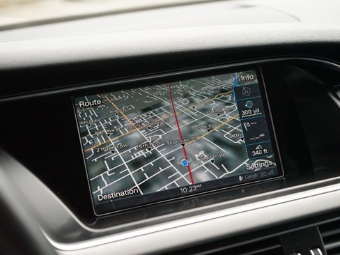 Used 2013 Audi A4 Premium Plus AWD/4WD image 31