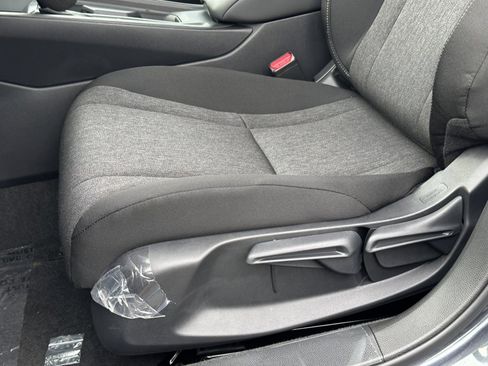 New 2025 Honda Accord LX image 12