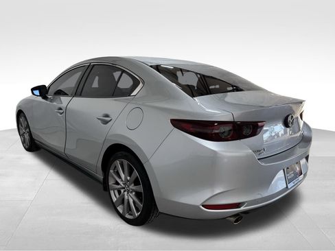 Used 2019 MAZDA MAZDA3 AWD Sedan w/ Select Package image 8