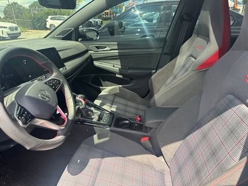 Used 2024 Volkswagen GTI SE FWD image 25