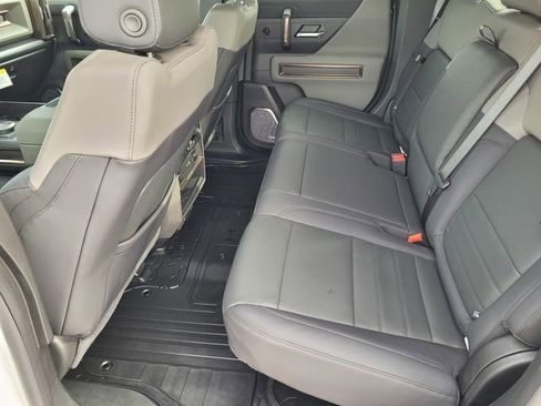 Certified 2025 GMC Hummer EV 2X AWD/4WD image 11