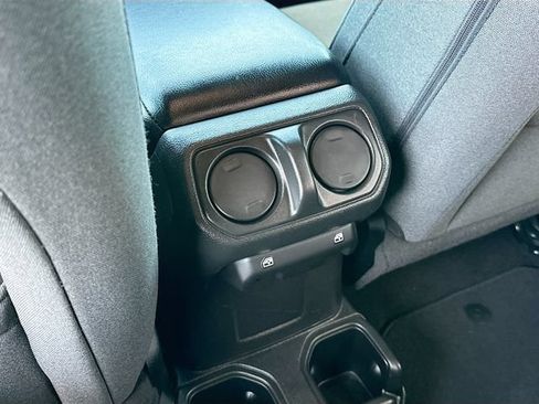 Used 2024 Jeep Wrangler Unlimited Sport AWD/4WD image 24