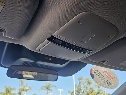 Used 2025 Nissan Murano SV image 30