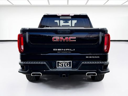 Used 2021 GMC Sierra 1500 Denali image 5