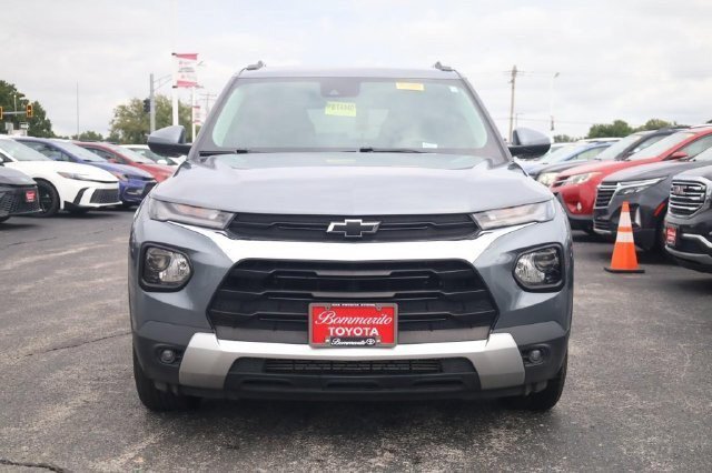 Used 2022 Chevrolet TrailBlazer LT FWD image 3