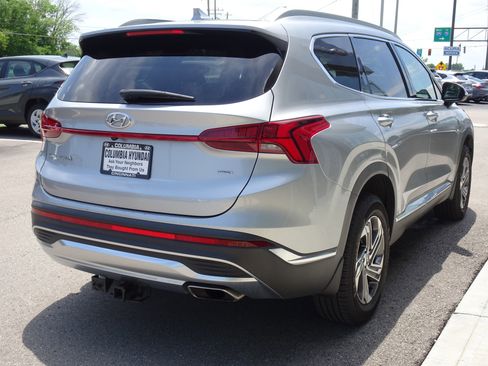 Used 2022 Hyundai Santa Fe SEL w/ Convenience + Premium Package AWD/4WD image 5