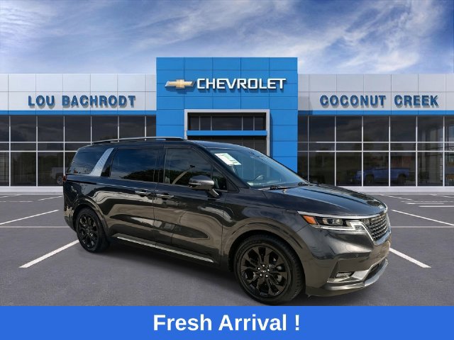 Used 2024 Kia Carnival SX Prestige FWD image 2