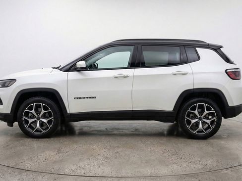 Used 2025 Jeep Compass Limited image 5