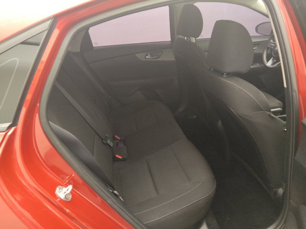 Used 2020 Kia Forte LXS FWD image 19