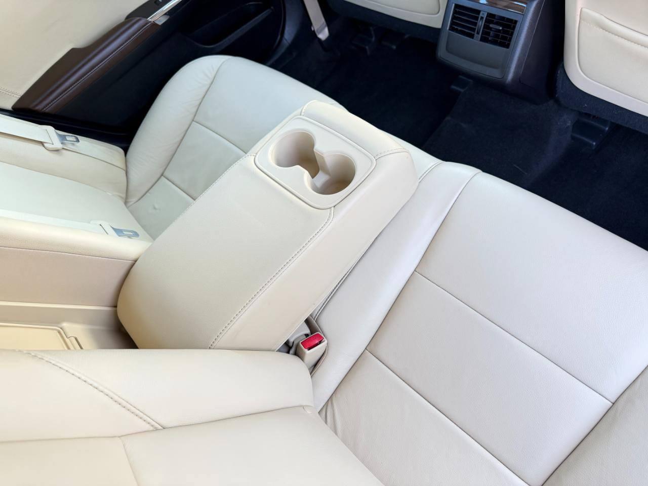Used 2015 Toyota Avalon XLE Touring FWD image 35